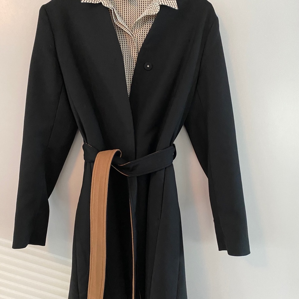 Jackets - Picture 2 of 9
